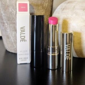 Valdé Simply You Luxury Lip Balm “Truth” Sheer Pink Retail $50